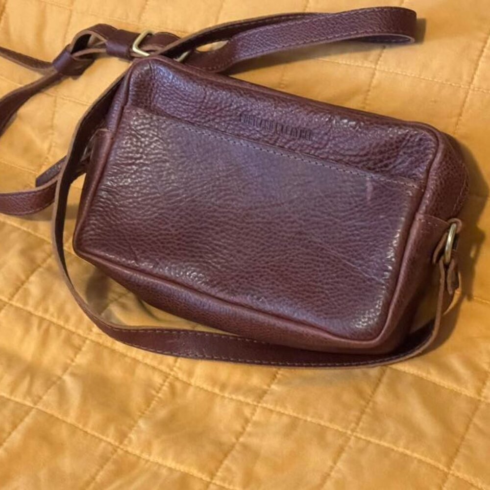 Portland Leather Goods Large Camera Bag Purse in Nutmeg